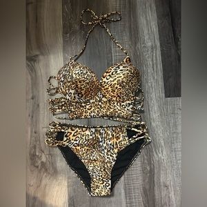 Leopard Print Swimsuit (nwot)